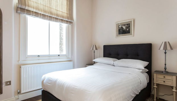 Cathcart Road IV by Onefinestay - Foto 3, Habitación