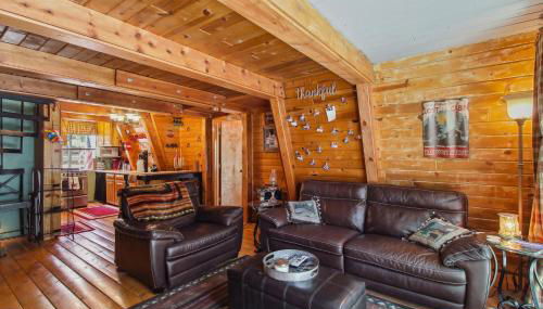 Near Trails Forest Lake Retreat with Backyard Oasis - Foto 3