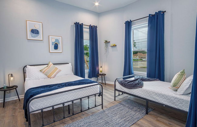 Trendy Historical Home Near Downtown Attractions - Foto 3