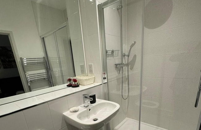 1 Bed-sleeps 4-town Centre-10 min to Ascot- Pets - Photo 11