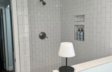 HIDDEN GEM - Family Friendly Pool Home -Welcome - Photo 36