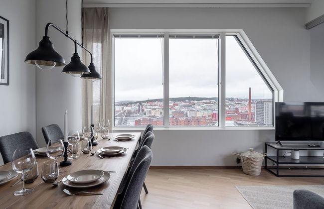 12th Floor Sauna Retreat with Stunning City Views - Foto 1