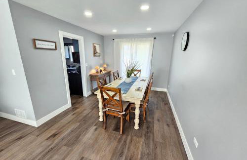 Modern 4BR Near Six Flags & Naval Base - Foto 12