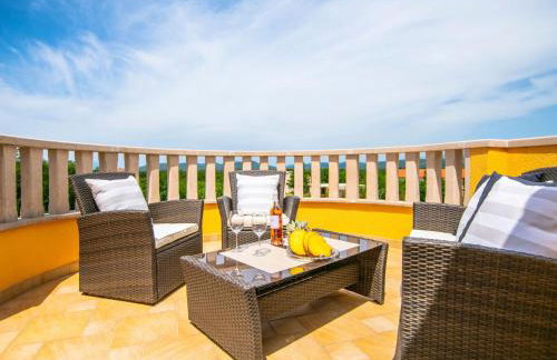 Holiday Home Villa Mile mit beheiztem Pool- Grill und Terrasse by Interhome - Foto 12