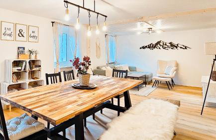 Entire farmhouse for groups with 4 bedrooms near Rhine Falls & Zurich Airport - Foto 1