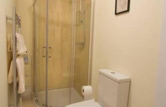 Newly refurbished village flat - Foto 17