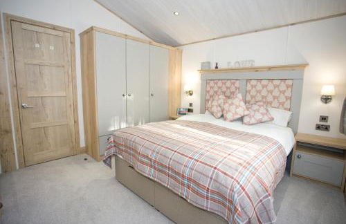 6 Berth Luxury Lodge in Christchurch, Dorset - Photo 42