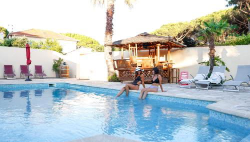 T3 de 35m2 - Bord de mer - plage de la Nartelle- Sainte maxime - piscine partagée -Parking - BBQ - 2 Chambres 2 Salle de bains - Foto 5