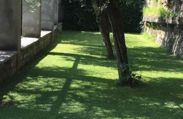 Villa Rachele: stunning luxury villa in centre Gargnano with private pool and breathtaking views - Foto 24