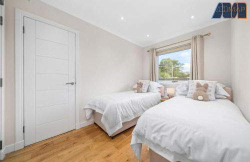 Large Family Home with Hot Tub or Jacuzzi, Log Burner - Foto 68