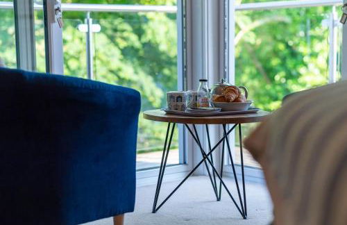 Trewhiddle Retreat V11 by Together Travel - Luxury 4-Bedroom Villa - Foto 18