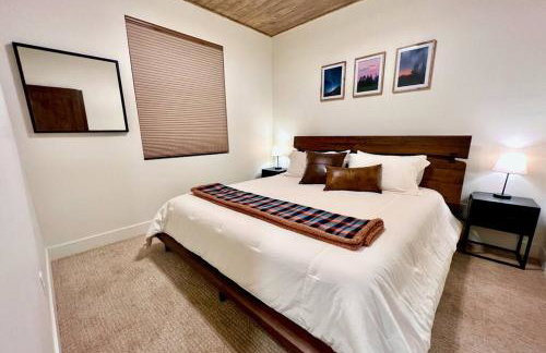 Brand NEW Cabin in the pines - Foto 2