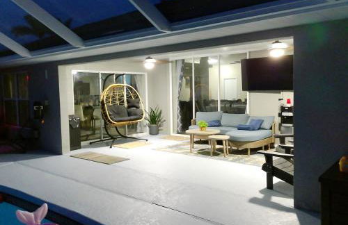 Villa Varona Resort, Heated Pool, Ping-Pong, Pool Table, Fire Pit and Pergola - Foto 39