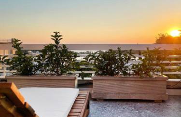 Blue Bay Vouliagmeni Luxury Apartment - Photo 54