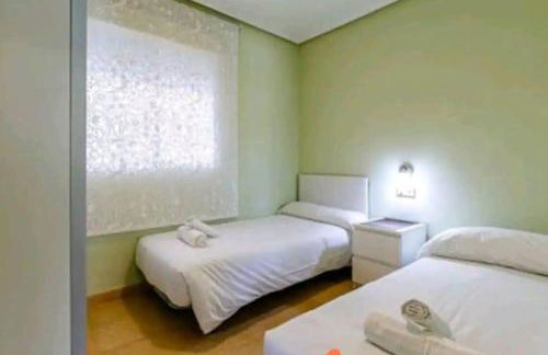 Bungalow adaptado, terraza muy grande y soleada. - Foto 34