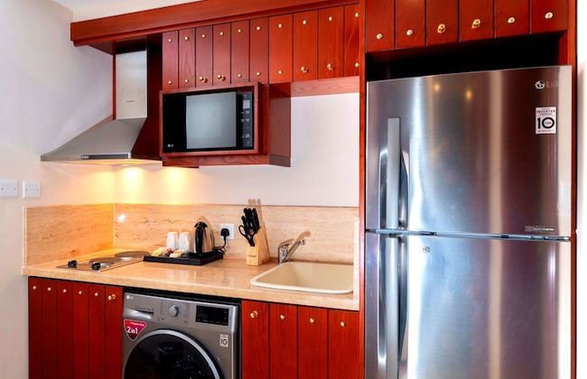 Al Liwan Suites Rawdat Al Khail - Foto 15