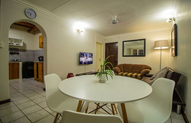 Protea Park Self Catering - Foto 7