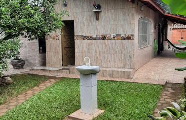Casa em Ubatuba para 15 hóspedes - Foto 1