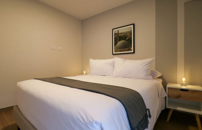 w Majestic 2BR w Balcony in Miraflores - Photo 14