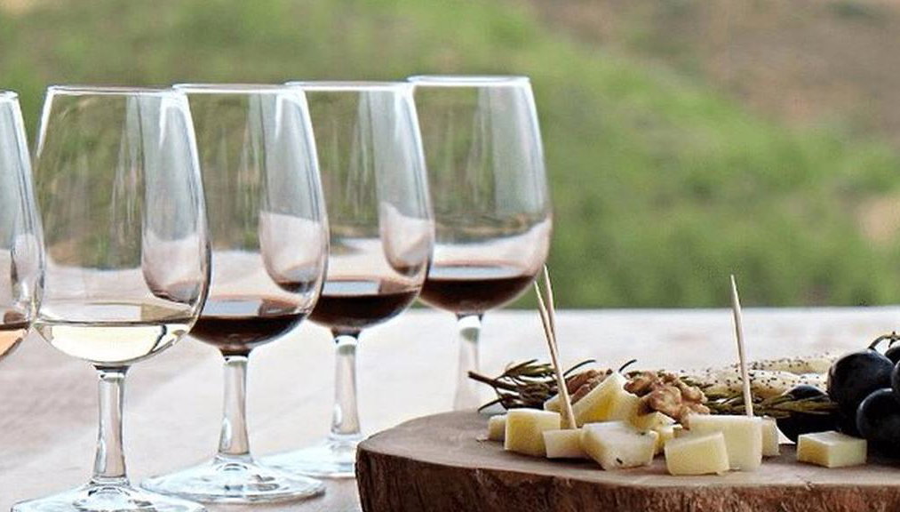 Alistrati Cave, Lazaridi Winery and City of Drama – Full-Day Private Tour - Photo 1