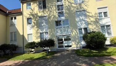 Modern Apartment with Balcony & Parking - Foto 2