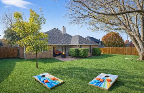 DFW Family Fun Retreat Game Room Pool Table Air Hockey Arcade Work Space Grill BBQ Firepit - Foto 32