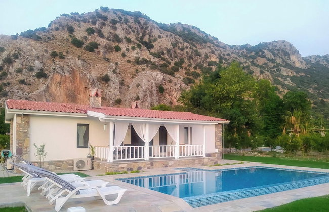 Villa in a Pomagranate Orchard - Photo 1