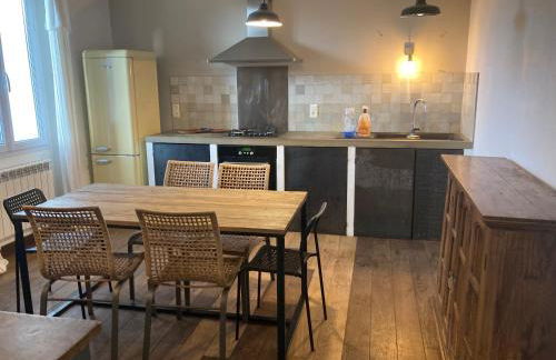 Au coeur de Sartène appartement de charme dans un écrin de verdure - Foto 13