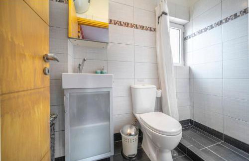 The HostMaster Ethnic Touch Feel Studio - Photo 21