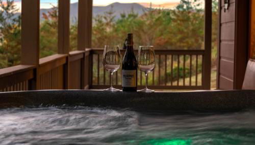 Beautiful 4BR Mountain View Cabin A Retreat for Everyone - Foto 3