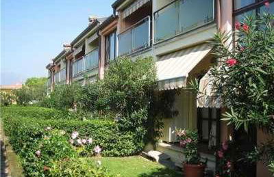 Residence MokyD13-piscina, WiFi, giardino,garage - Foto 22