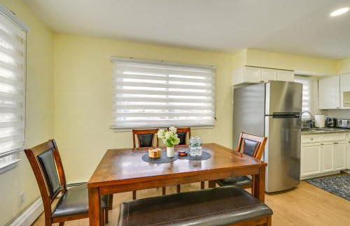 Walk to Public Transit Apt Next to Lincoln Park - Photo 9