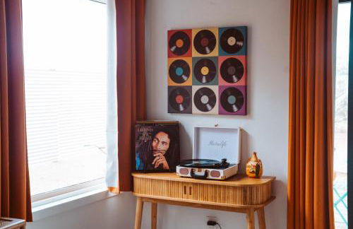 Romantic Desert Escape - Stargazing Dome, Hot Tub, Fire Pit, Hammocks, Cowboy Pool - Foto 11