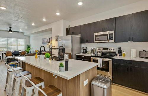 Spacious townhouse - Mins to Downtown SLC - Garage - Foto 17