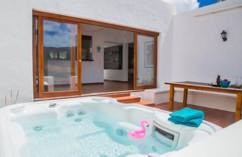 Holiday house Casa Mariposa in Tabayesco - Foto 1