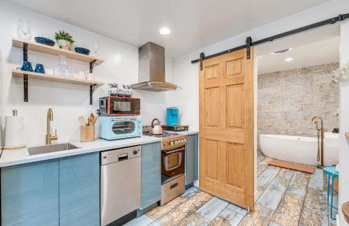 Denver Tiny House Walk to Cafes, Bars, Eateries! - Foto 9