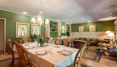 Casa na Granja Comary com piscina, churrasqueira e jacuzzi privativa - Foto 4