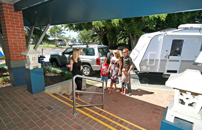 Broadwater Tourist Park - Photo 2