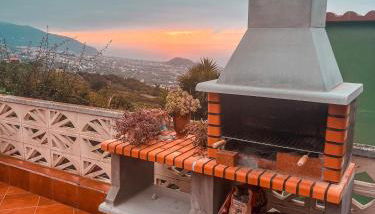 Apartment with Huge Deck Nestled in Marvelous Gardens - Nidos - Foto 2