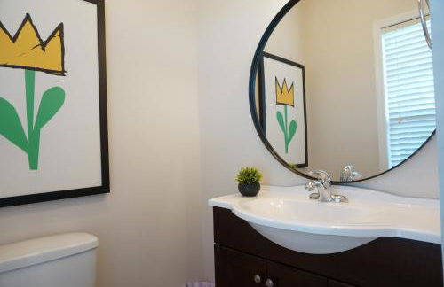 Riverside Home Near Beaches, Pier, downtown - Photo 6