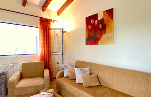 Asteraki Poolside Apartment by DadoVillas - Foto 16