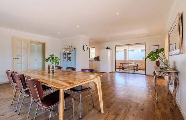 Morning Light Beach House - Photo 19