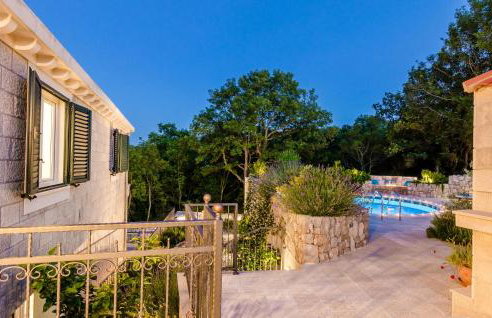 Beautiful Home In Gromaca With Wifi - Photo 30