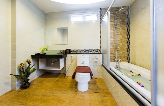 Irawan House - Photo 30