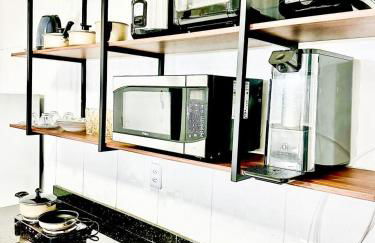 APË GOLD NO CENTRO DA CIDADE COM AR E CAMA KINg - Foto 74