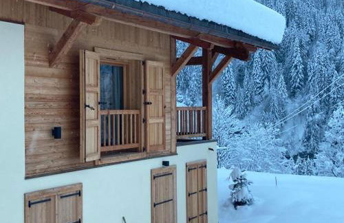 Apartment in new chalet with private garden - Foto 1