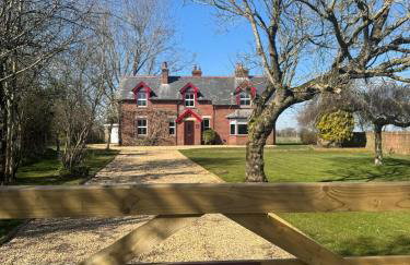 Waterditch Farmhouse - Photo 38