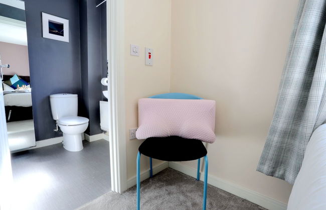 Birmingham Airport/NEC Beauty Homebase - Photo 36