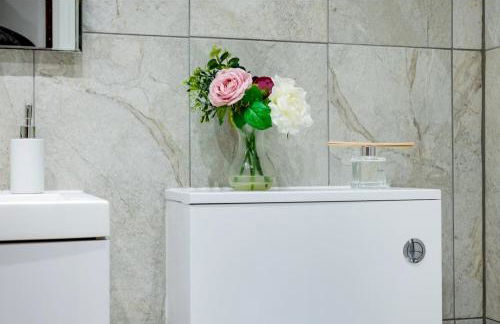 Classic 2bedroom Apartment - Photo 6