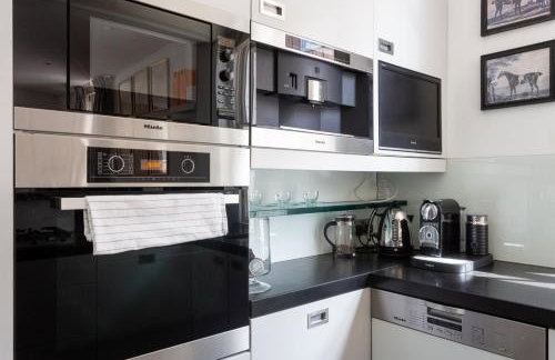 Classy 5BR Roof Terraced Fully AC Kensington House - Foto 16